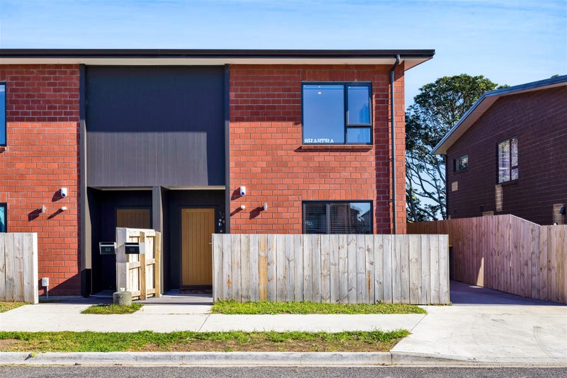 95 Banks Street, Marfell, New Plymouth - Carousel 1