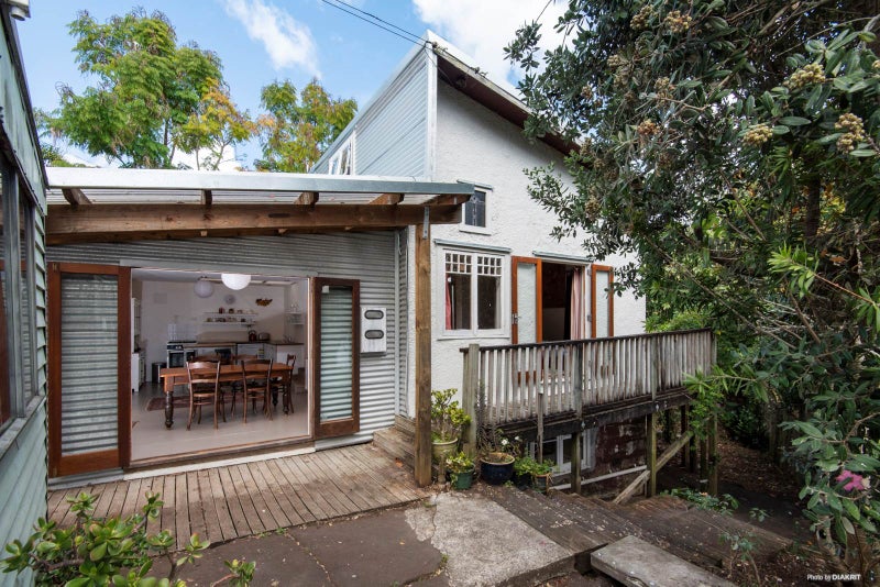 70 Selbourne Street, Grey Lynn, Auckland - Carousel 2