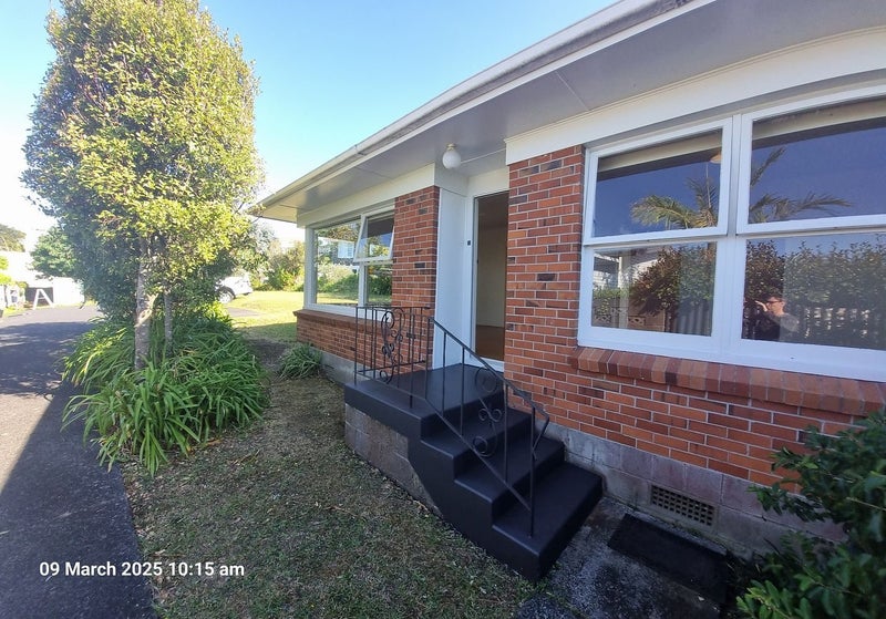 3/52 Church Street, Northcote Point, Auckland - Carousel 1