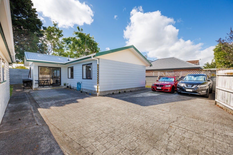 23A Limbrick Street, Terrace End, Palmerston North - Carousel 1