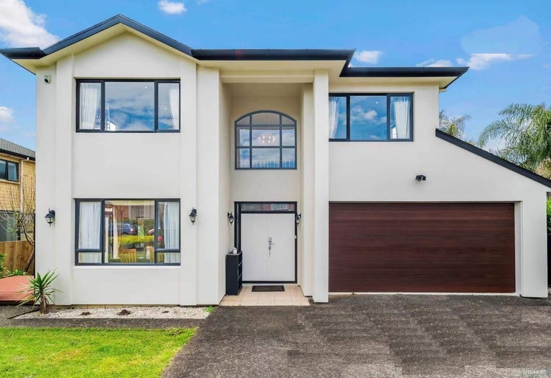 10 Kingsgate Place, Dannemora, Auckland - Carousel 1