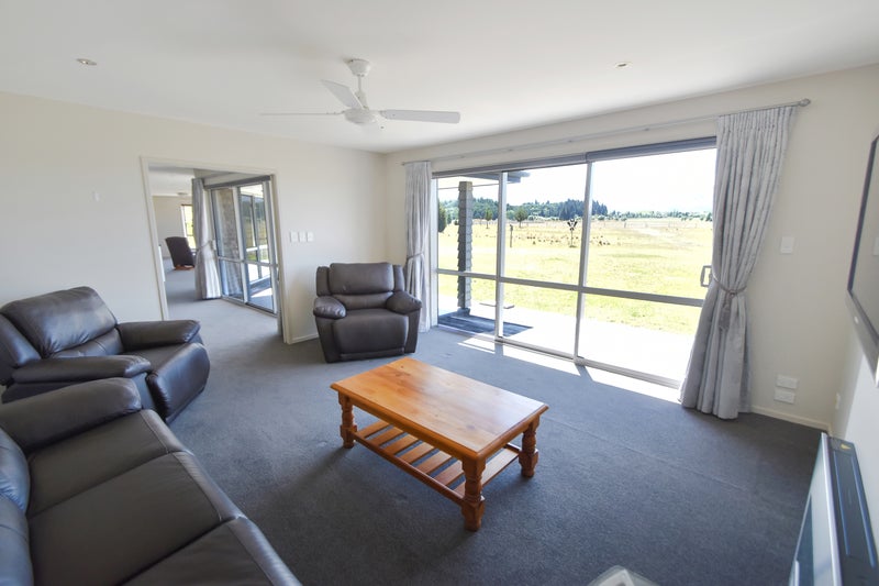 100 Boundary Terrace, Twizel, Twizel - Carousel 2