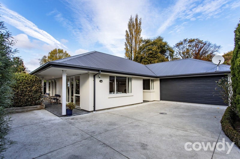 7A Girvan Street, Fendalton, Christchurch - Carousel 1
