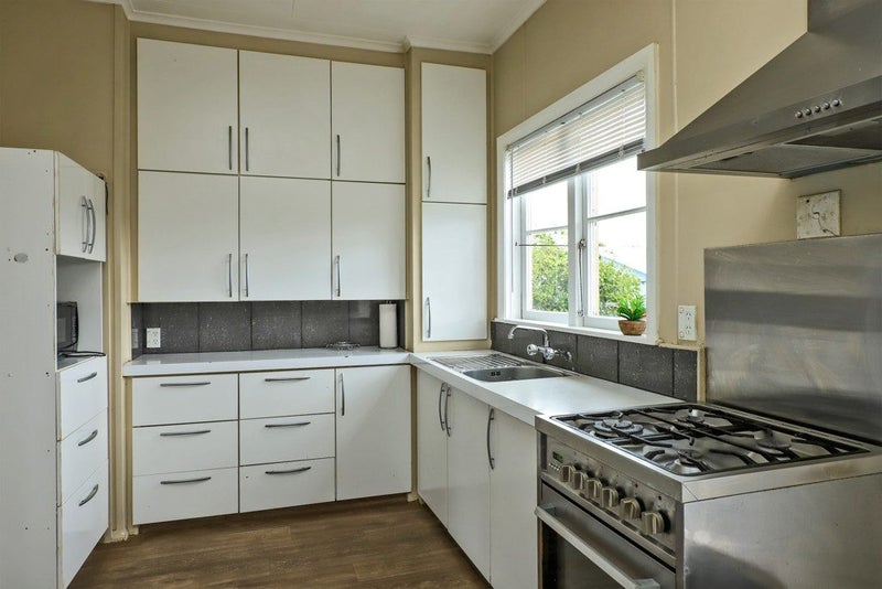 1103 Heretaunga Street West, Saint Leonards, Hastings - Carousel 2