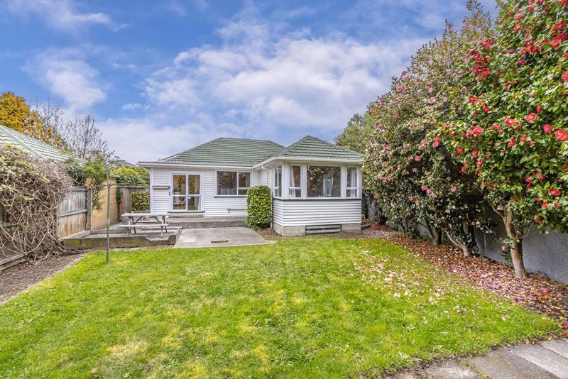 3 Sealy Place, Bryndwr, Christchurch - Carousel 2