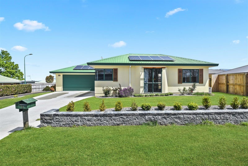 70 Bartholomew Drive, Nawton, Hamilton - Carousel 2