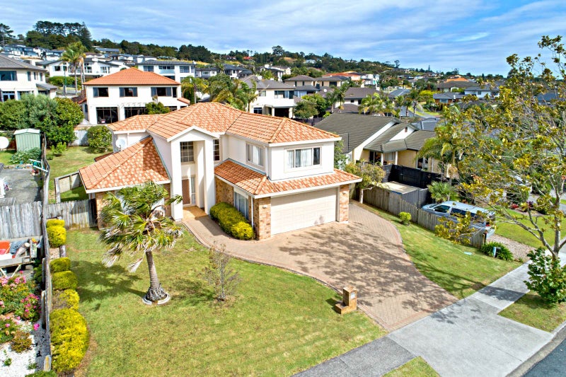 146 John Brooke Crescent, East Tamaki Heights, Auckland - Carousel 2