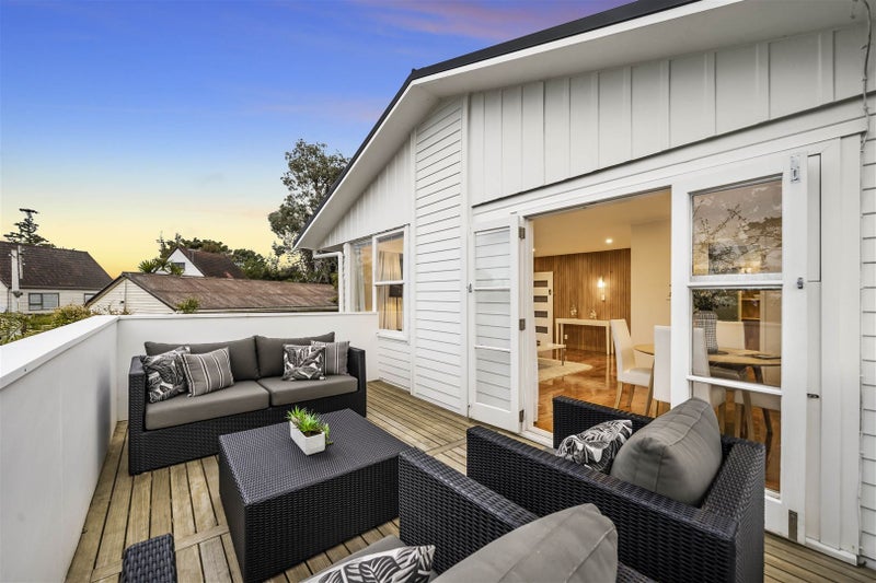 109 Carlisle Road, Torbay, Auckland - Carousel 2