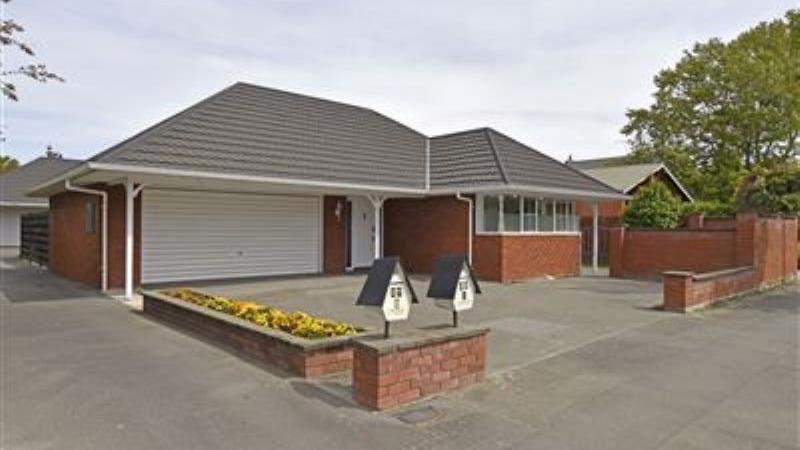 1/27 Hamilton Avenue, Ilam, Christchurch - Carousel 1