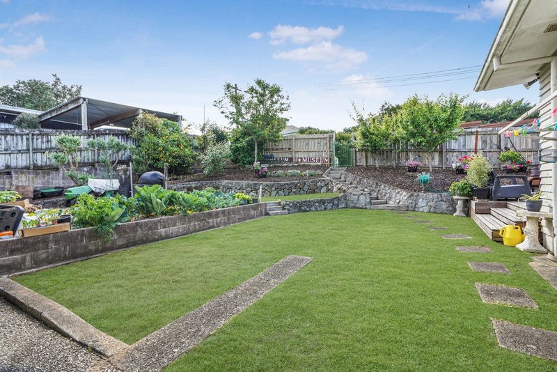 59 Beerescourt Road, Beerescourt, Hamilton - Carousel 1