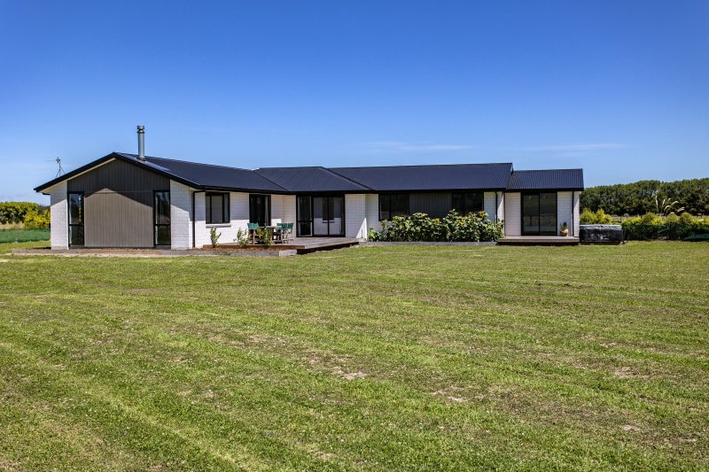 69 Te Pouapatuki Road, Tuahiwi, Kaiapoi - Carousel 1