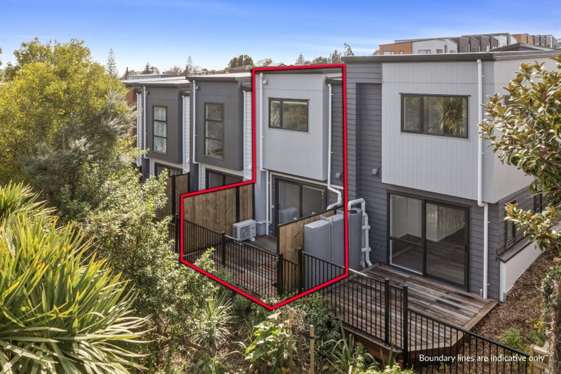 56 Raupeti Lane, Henderson, Auckland - Carousel 1