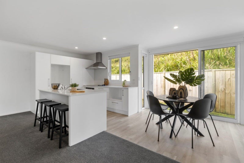 69A Pakanga Grove, Pyes Pa, Tauranga - Carousel 2