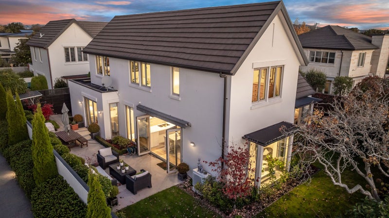 42 McDougall Avenue, St Albans, Christchurch - Carousel 1