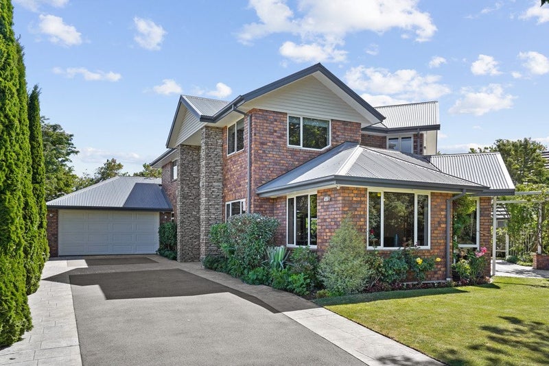 62 Willowview Drive, Redwood, Christchurch - Carousel 1