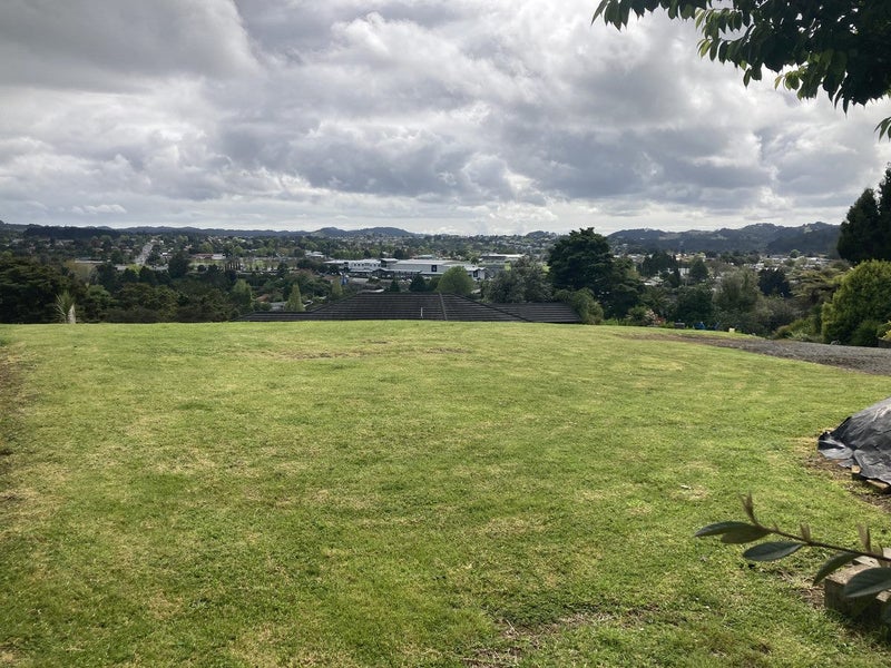 7 Parkview Rise, Kensington, Whangarei - Carousel 1