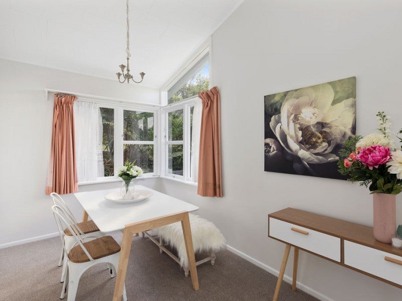 75 Harbour View Road, Harbour View, Lower Hutt - Carousel 2