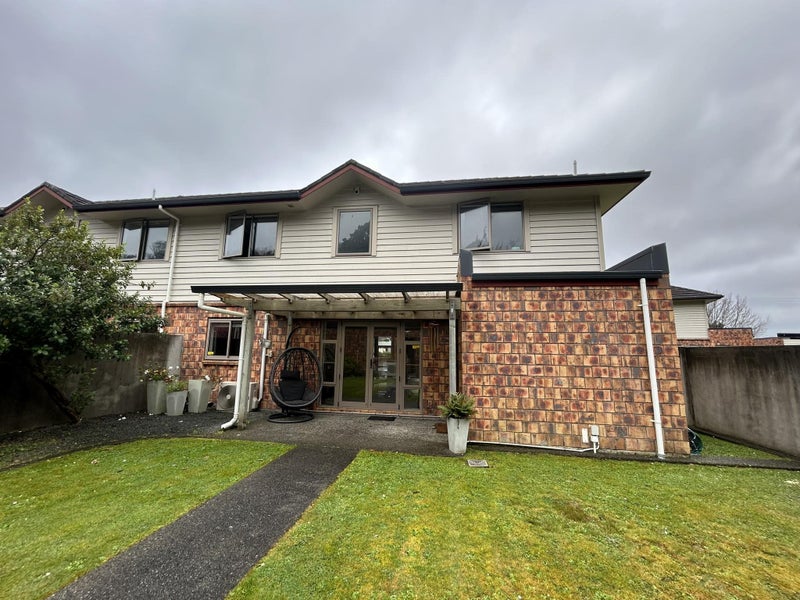 62 Evergreen Crescent, Trentham, Upper Hutt - Carousel 1