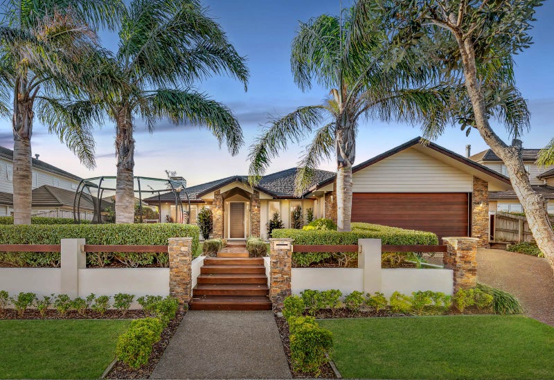 50 Pine Harbour Parade, Beachlands, Auckland - Carousel 1