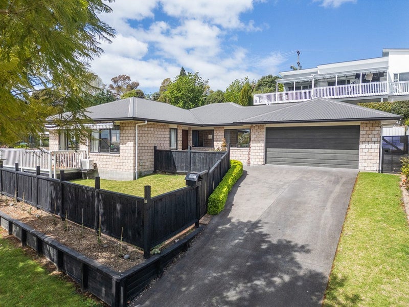 18 Discovery Avenue, Welcome Bay, Tauranga - Carousel 2