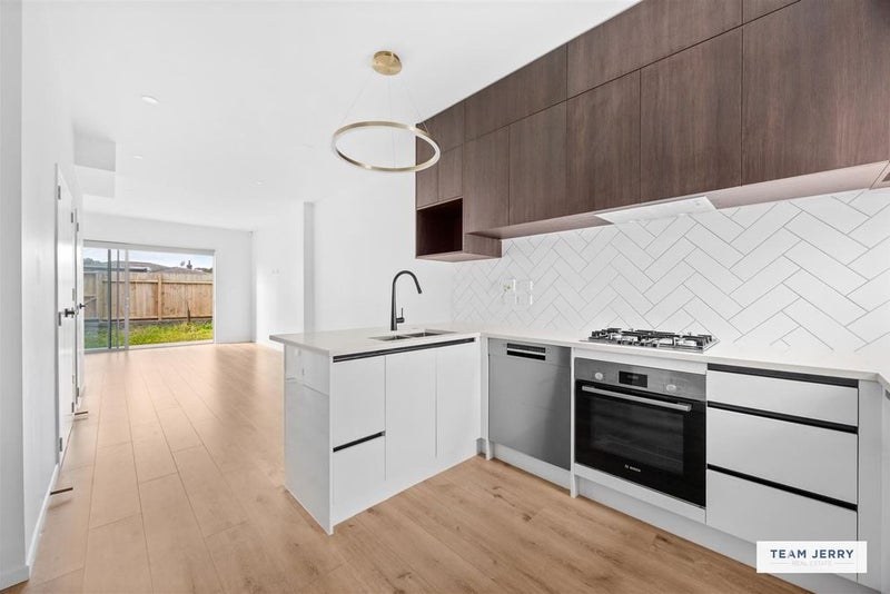 2/4 Ranier Street, Ellerslie, Auckland - Carousel 1