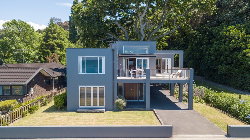 1 Arkles Strand, Arkles Bay, Whangaparaoa - Carousel 2