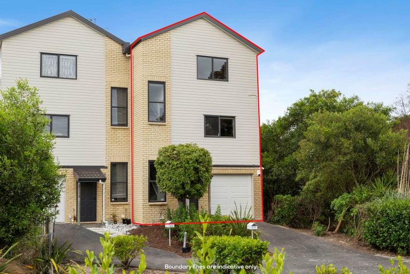 235/172 Mcleod Road, Te Atatu South, Auckland - Carousel 2