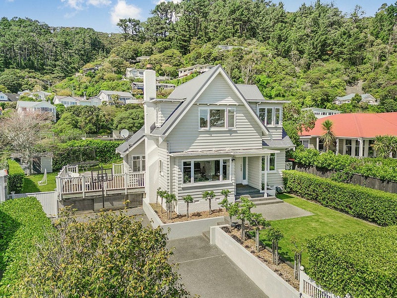 97 Muritai Road, Eastbourne, Lower Hutt - Carousel 35