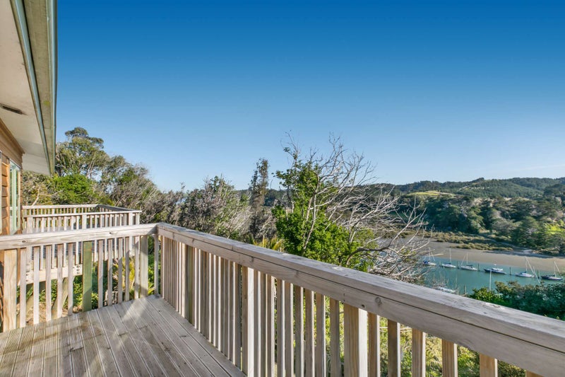 32 Riverhaven Drive, Wade Heads, Whangaparaoa - Carousel 1