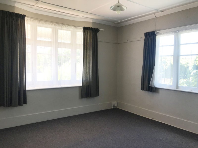 17A Palmerston Street, Hamilton Central, Hamilton - Carousel 4