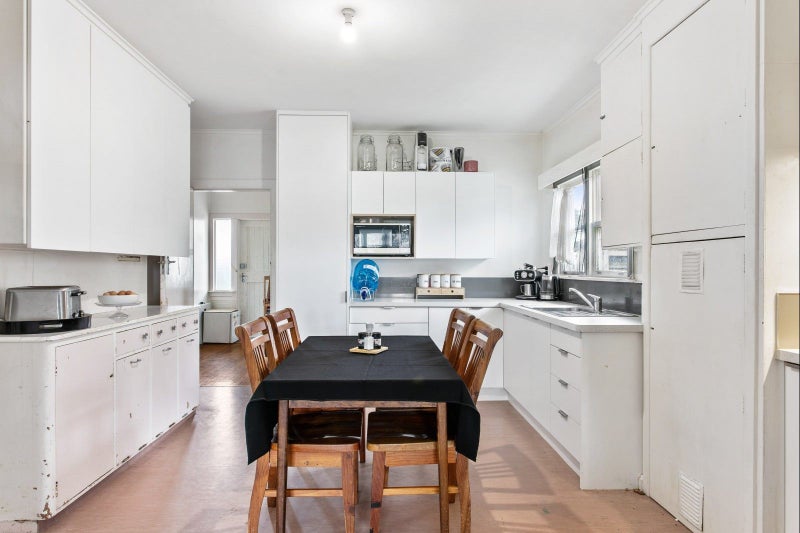 101 De Lautour Road, Inner Kaiti, Gisborne - Carousel 2