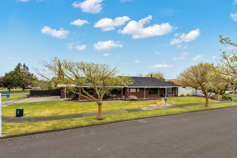 8 Chippendale Crescent, Highbury, Palmerston North - Carousel 16