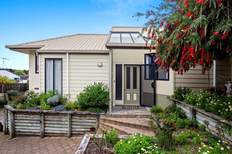 10A Dallinger Street, St Andrews, Hamilton - Carousel 2