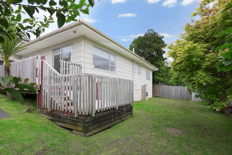 2/56 Waiau Street, Torbay, Auckland - Carousel 2