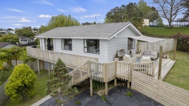 50 Keegan Drive, Massey, Auckland - Carousel 1
