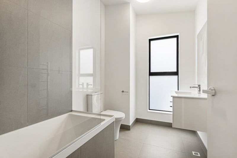 10/82 East Coast Road, Milford, Auckland - Carousel 14