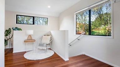 2/64 Langana Avenue, Browns Bay, Auckland - Carousel 1