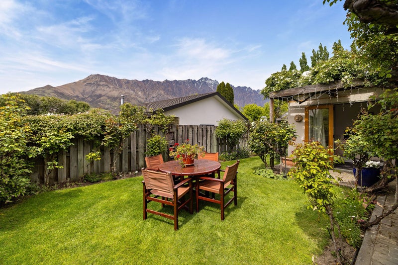 42 Remarkables Crescent, Frankton, Queenstown - Carousel 2
