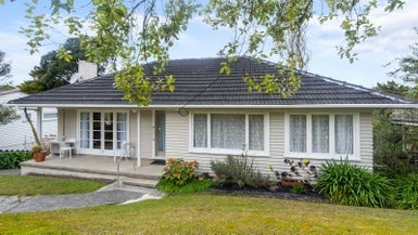 22 Cassino Street, Bayswater, Auckland - Carousel 1