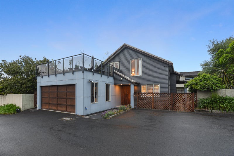 2 Ashley Street, St Andrews, Hamilton - Carousel 1