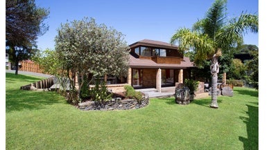 1029 Beach Road, Torbay, Auckland - Carousel 1