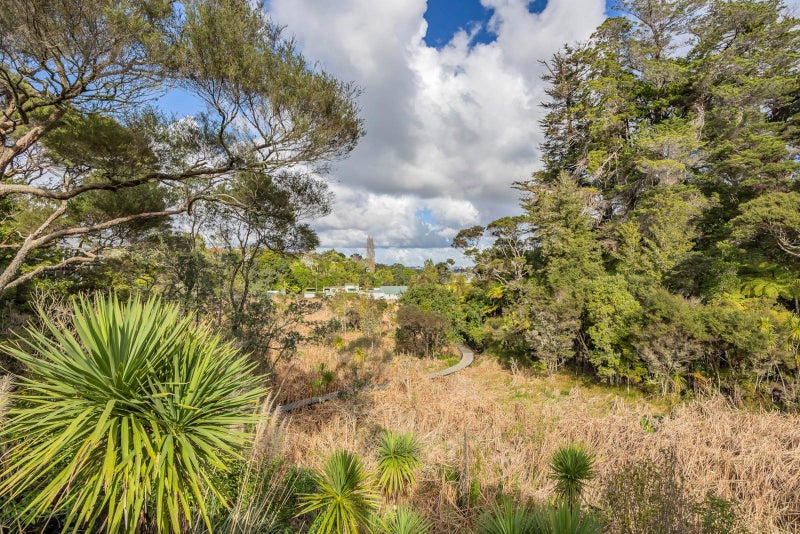 24 Wilding Avenue, Northcote Point, Auckland - Carousel 24