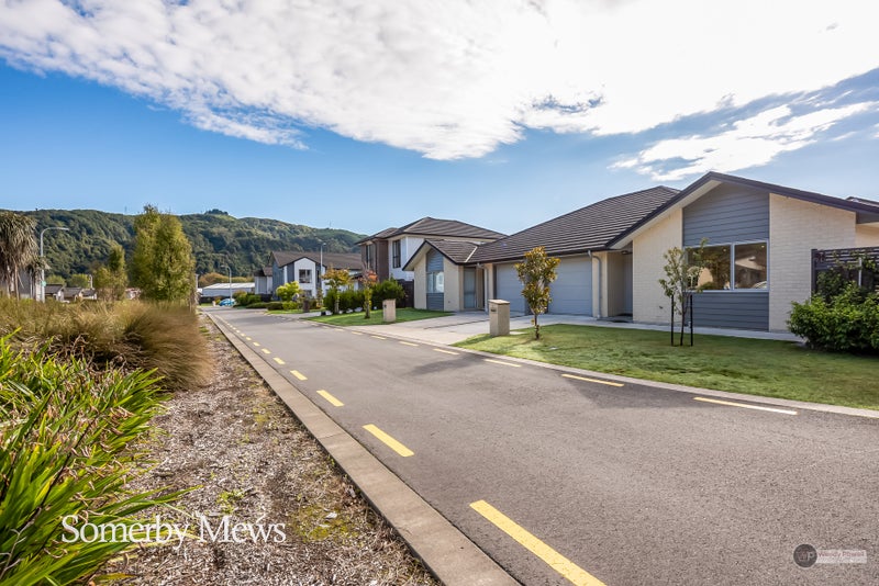5 Somerby Mews, Silverstream, Upper Hutt - Carousel 14