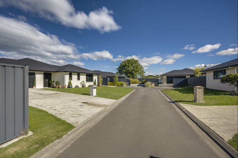 17B Palgrave Avenue, Flaxmere, Hastings - Carousel 2