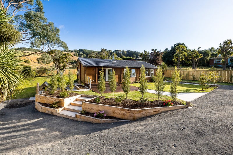 711A Portobello Road, Broad Bay, Dunedin - Carousel 1