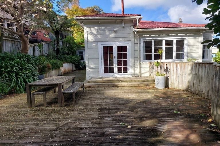 66 Waitoa Road, Hataitai, Wellington - Carousel 1