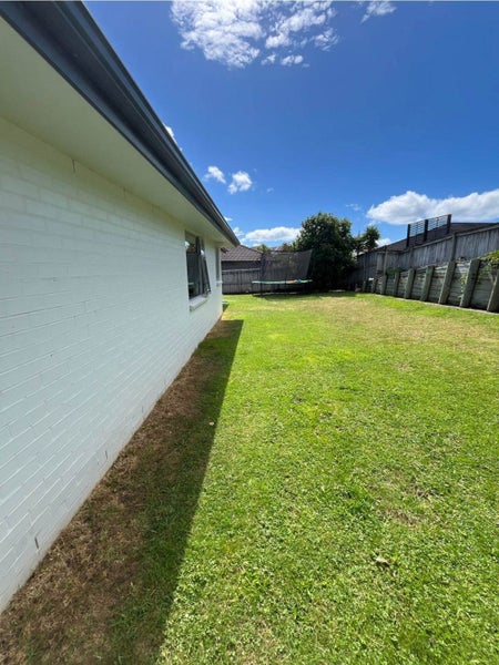 5 Moores Road, Silverdale, Silverdale - Carousel 2