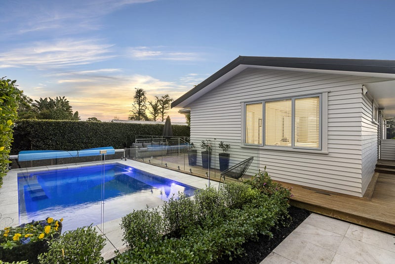 44 Washington Avenue, Glendowie, Auckland - Carousel 1