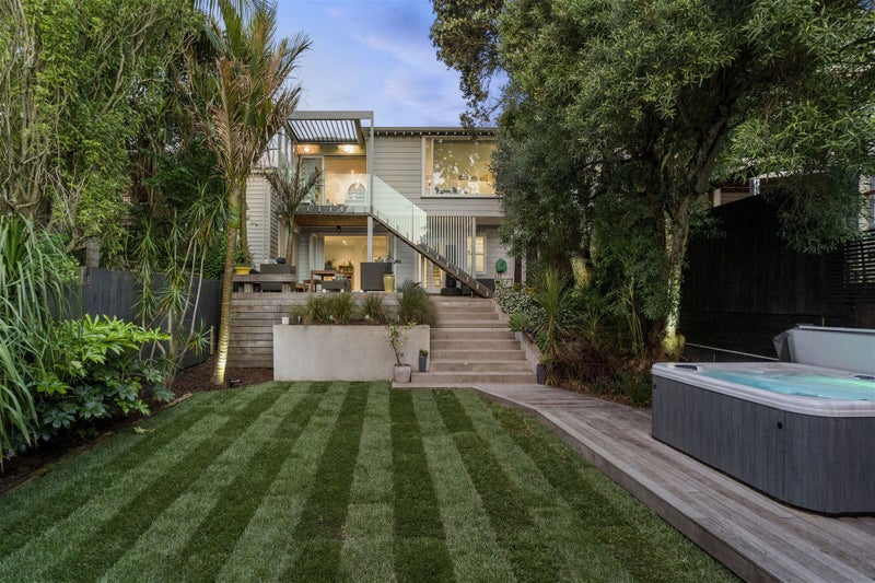 27 Millais Street, Grey Lynn, Auckland - Carousel 1