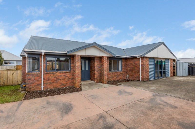 34 Ariel Street, Stratford - Carousel 1